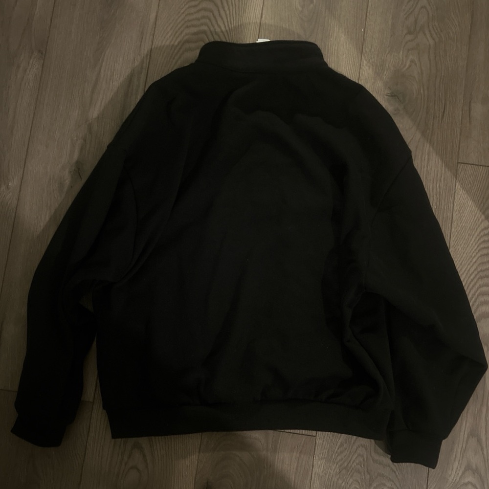 ALO Yoga Men's Zip-Up Black Quarter Zip Up Sweater - Picture 2 of 3